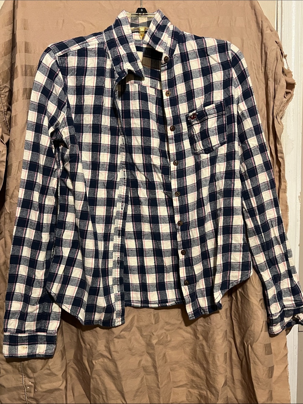 Hollister - Women's Navy & White / Light Pink Plaid Button-Up Shirt Jacket Size